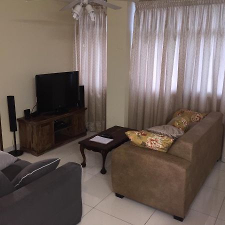 Shangri LA Apartment 208&803 Amanzimtoti Bagian luar foto