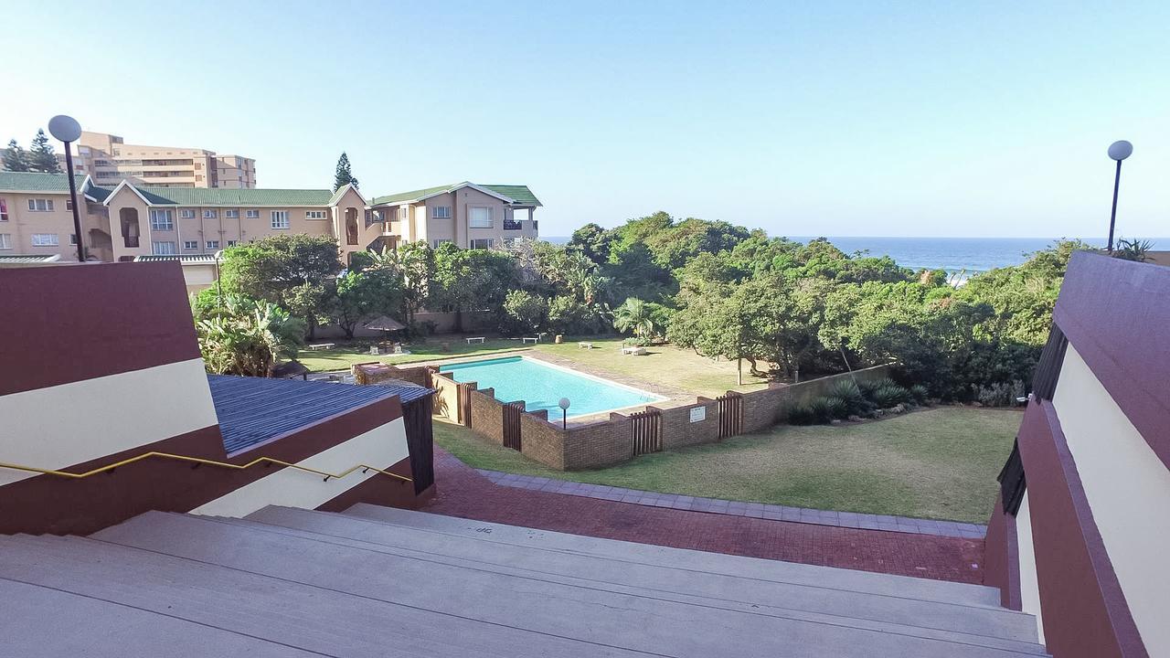 Shangri LA Apartment 208&803 Amanzimtoti Bagian luar foto