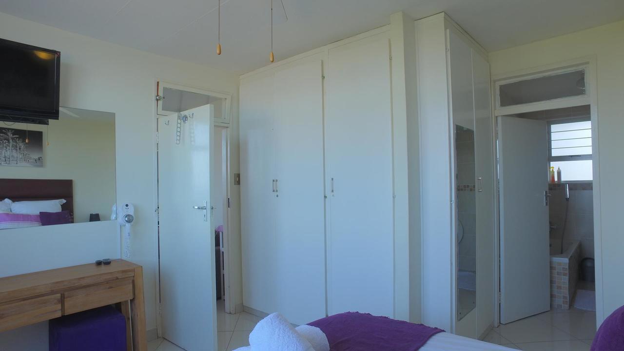 Shangri LA Apartment 208&803 Amanzimtoti Bagian luar foto